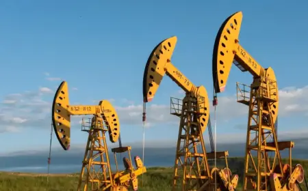 Ceasefire Hopes Trigger Oil Price Drop, Pulling Down U.S. Stocks