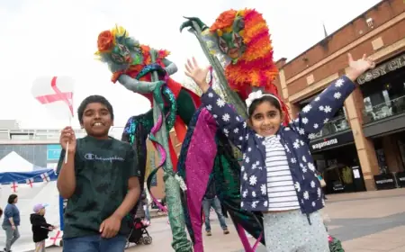 Giant Dragons Invigorate Broadgate for St George’s Day Festivities