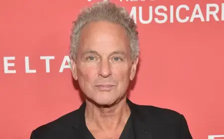 Alleged Stalker Attacks Former Fleetwood Mac Guitarist Lindsey Buckingham: Report