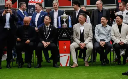 Sheffield Welcomes Snooker Legends with Green Carpet Event