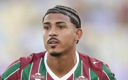 Fluminense Triumphs as John Kennedy Shines Amid Allan’s Controversial Red Card