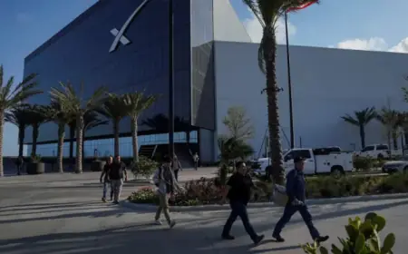 SpaceX Discusses $5 Billion IPO Investment with Saudi Fund: Sources