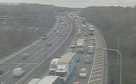 M60 Lane Closures Cause Long Queues: What You Need to Know