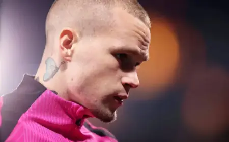 Mykhailo Mudryk Trains Solo at Uxbridge FC