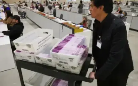 Justice Alito Hospitalized After Collapsing at Federalist Society Dinner; Court Silent