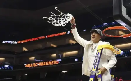 Dawn Staley, Geno Auriemma: 2026 Final Four Coaches’ Salaries Ranked