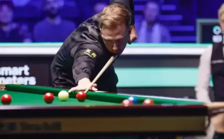 Trump Advances in Tour Semifinals Race