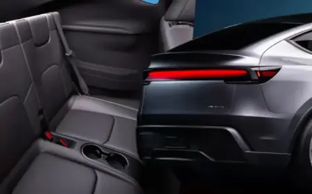 Tesla Reintroduces Third Row, Costs UK Families £12,500