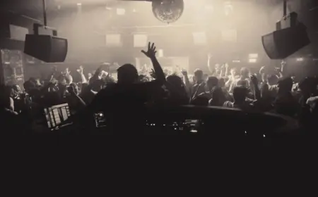 Elton John Continues to Influence North America’s New Generation of Music Lovers