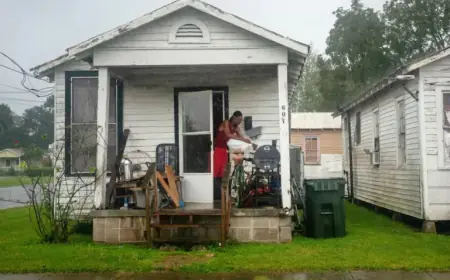 Car Crashes into Louisiana Lao New Year Parade, Injuring 15 | Health News