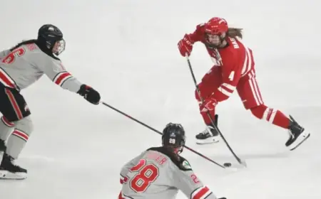 Wisconsin Women’s Hockey Defender Wins USCHO Player of the Year