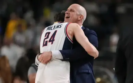 March Madness: Follow Final Four Live Updates