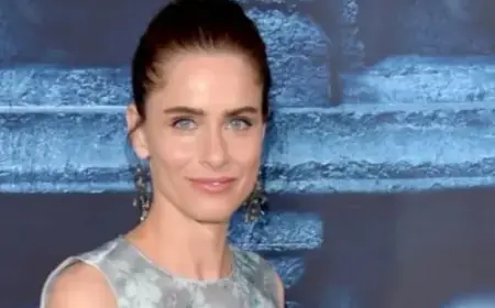 Amanda Peet Criticizes ‘Ridiculous’ Hollywood Industry Practices