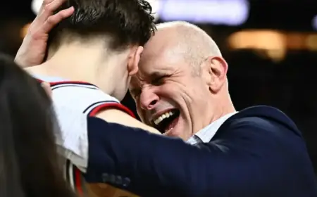 Michigan Crushes Arizona; UConn Defeats Illinois to Reach NCAA Title Game