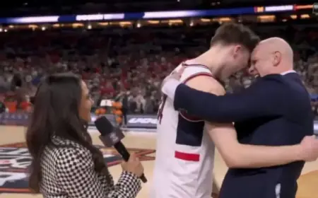 Dan Hurley Headbutts Braylon Mullins After UConn’s Final Four Win