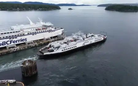 Nanaimo Mayor Criticizes BC Ferries for Service Failures During Peak Travel