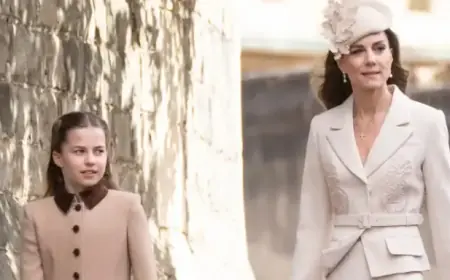 Princess of Wales Showcases Favorite Affordable It-Bag at Easter Service