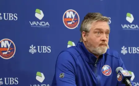 New York Islanders Fire Patrick Roy, Hire Peter DeBoer