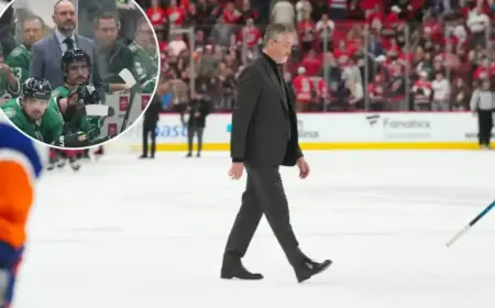 Islanders Replace Patrick Roy with Peter DeBoer Ahead of Final Four Games