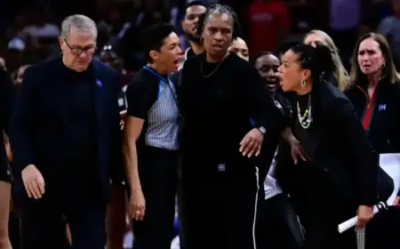 Dawn Staley’s South Carolina Shocks Connecticut, Intensifies Rivalry with Geno Auriemma