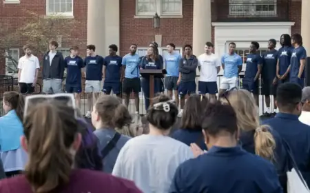 Former UMW Coach, Alumni Celebrate Historic Title Run with Enthusiasm