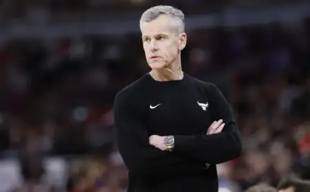 UNC Faces Challenges in Pursuit of Billy Donovan as Costs Rise
