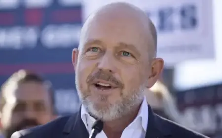 Trump Backs Republican Steve Hilton in California Governor Race