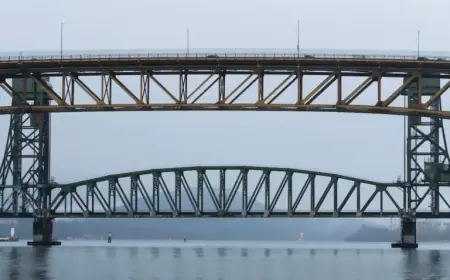 CN Rail Bridge Collapse at Vancouver Port Hinders Energy Superpower Goals