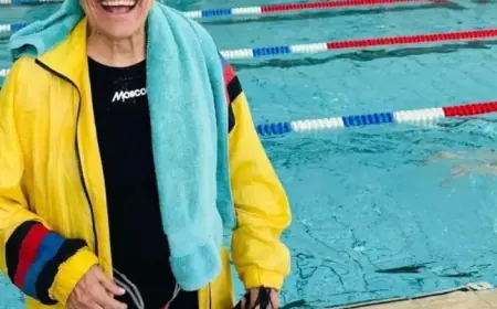 95-Year-Old Great Grandmother Continues to Shatter Swimming World Records