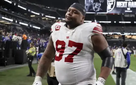 Dexter Lawrence Demands Trade: NFL Star Seeks New Team