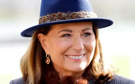 Kate Middleton’s Brother Reveals Rare Easter Photo of Mom Carole