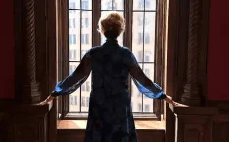 Jessica Lange Makes Comeback in ‘American Horror Story’ Set Photos