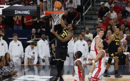 Michigan’s Johnson Jr. & Burnett Aim to Shine as Chicago Legends in Title Game