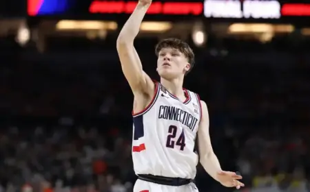 UConn Star Braylon Mullins’ NBA Mock Draft Projection After March Madness