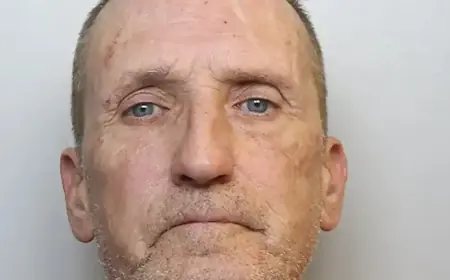 Ryanair Pilot Aborts Landing as Unruly Passenger Refuses to Sit