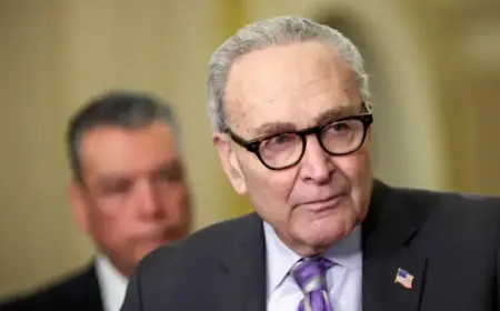 Far Right Demands Trump Impeachment Amid “Civilization” Threat, Schumer Remains Unmoved