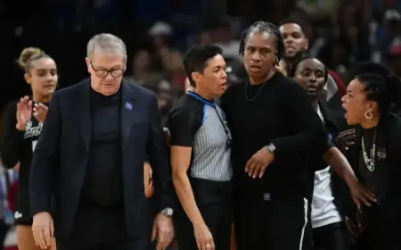 UConn’s Auriemma Apologizes to Staley, Admits Losing Composure