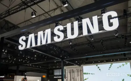 Galaxy Z Fold 8 Animation Unveils Stunning New Screen Design