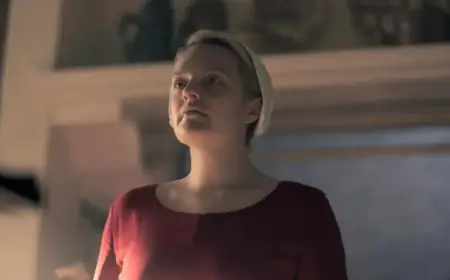 Elisabeth Moss Returns as ‘Handmaid’s Tale’ Star in ‘The Testaments’