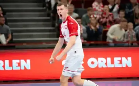 British GT Champ Collard Returns to BTCC in 2026