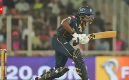 IPL 2026 Live: Shubman Gill Returns as DC Sends GT to Bat