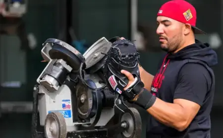 Reds Place Jose Trevino on IL, Designate Christian Encarnacion-Strand