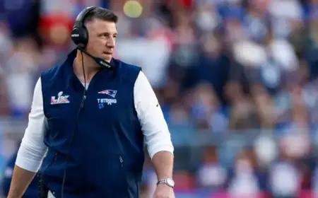 Patriots Coach Vrabel, NFL Reporter Russini Deny Misleading Arizona Hotel Photos