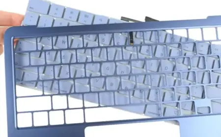 Apple’s iPhones and MacBooks Rank Lowest for Repairability