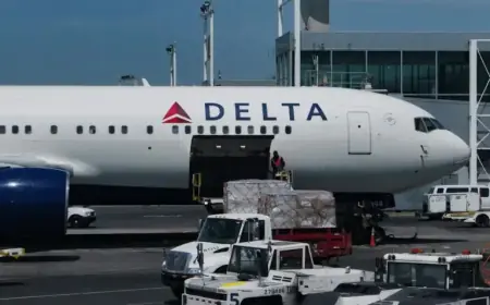 Delta Surpasses Q1 Earnings, Maintains Guidance Amid Fuel Costs and TSA Challenges