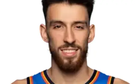 Chet Holmgren Shines with Double-Double in Victory Against LA