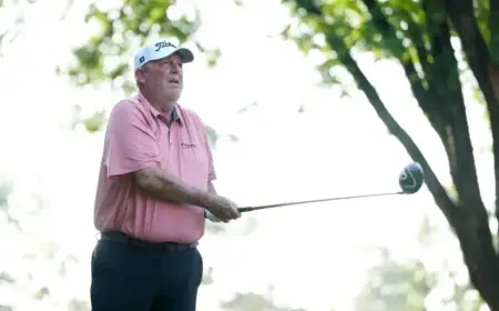 Mark Calcavecchia Expelled from Masters for Phone Use
