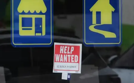 US Jobless Claims Rise to 219,000, Remaining Within Stable Range