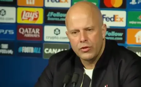 Arne Slot Reveals Decision to Bench Mohamed Salah Against PSG