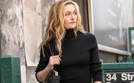 Sarah Pidgeon Develops Psoriasis Trying Carolyn Bessette Kennedy’s Summer Style